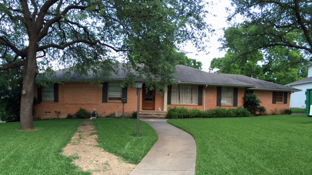 Our mid-1960s ranch home, before the remodel began.